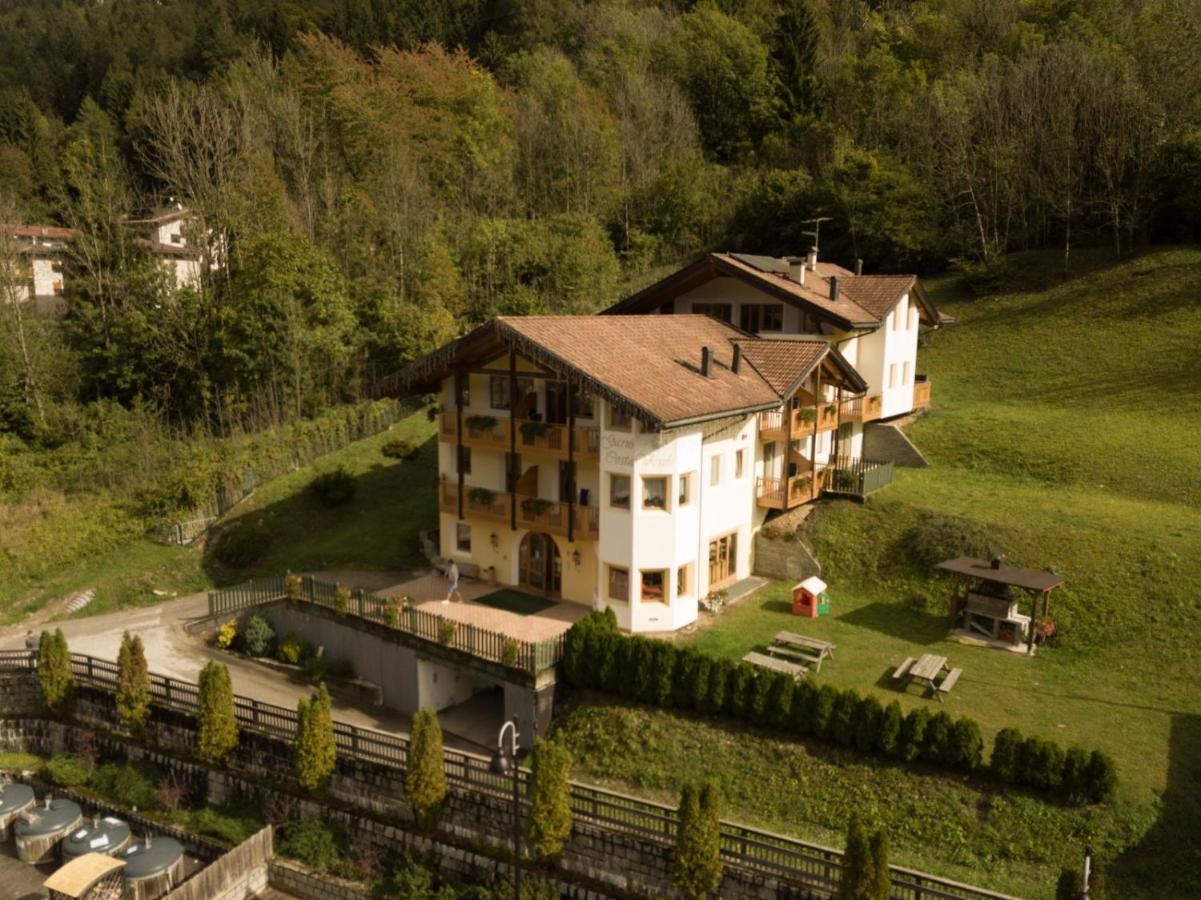 Garni Costa Verde Bocenago Exterior foto